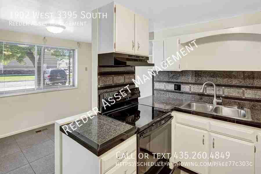 1902 W 3395 S #1902 - Photo 3 of 20