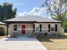 1615 N Poplar St - Photo 1 of 1