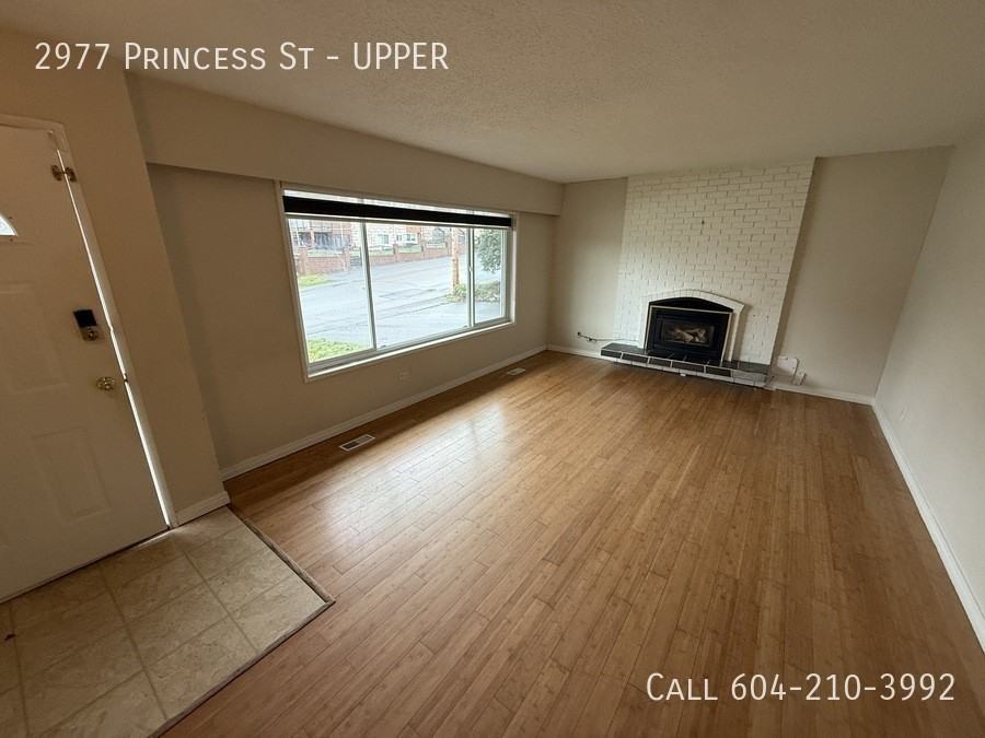 2977 Princess St - Photo 4 of 8