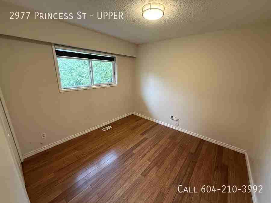 2977 Princess St - Photo 5 of 8