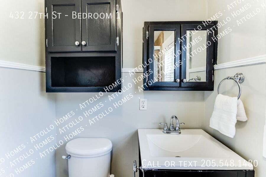 432 27th St - Photo 3 of 50
