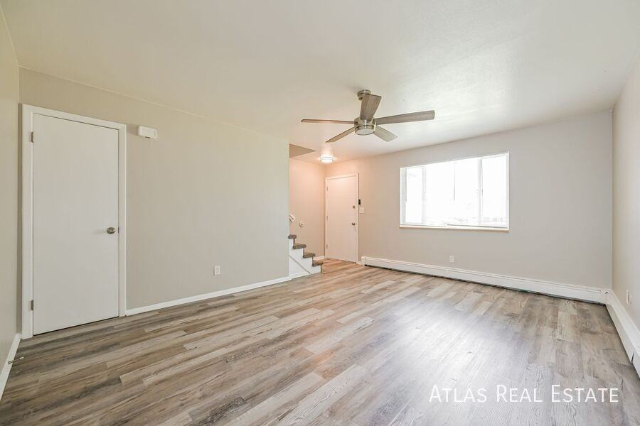 5703 S Pearl St #06 - Photo 7 of 15