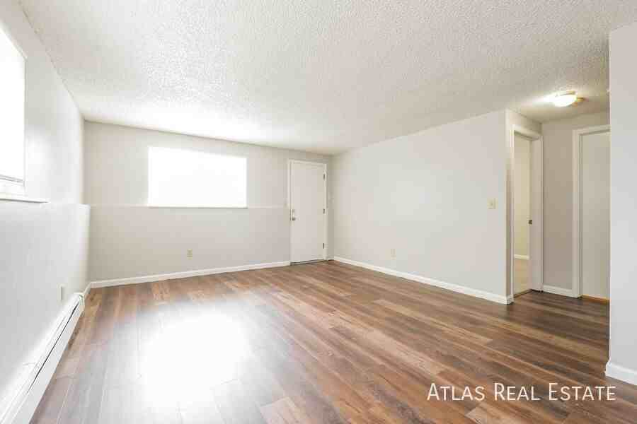 8224 Ames Way - Photo 5 of 11