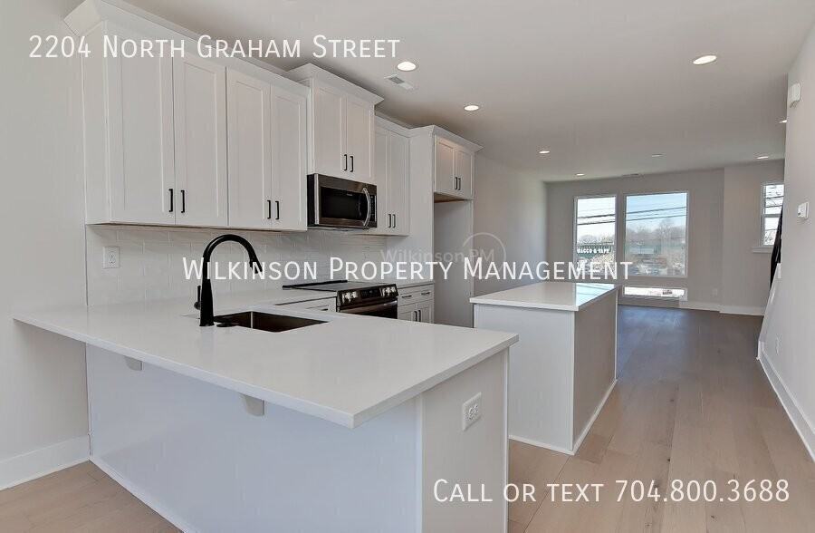 2204 2204 Northend Dr - Photo 2 of 28