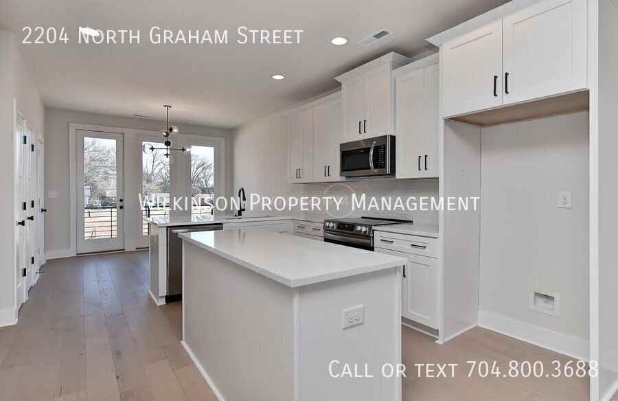 2204 2204 Northend Dr - Photo 4 of 28