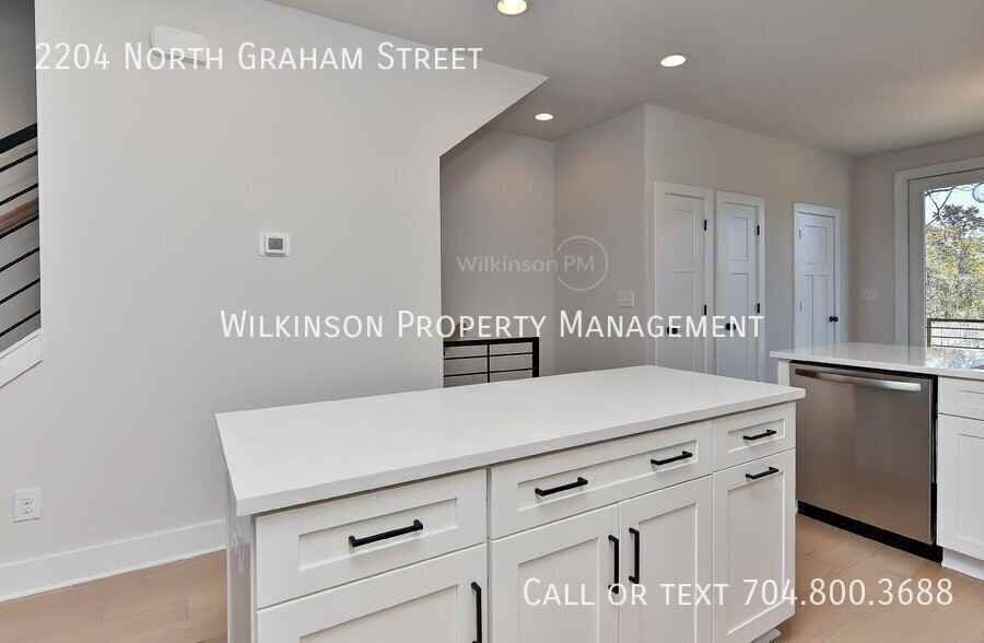 2204 2204 Northend Dr - Photo 5 of 28
