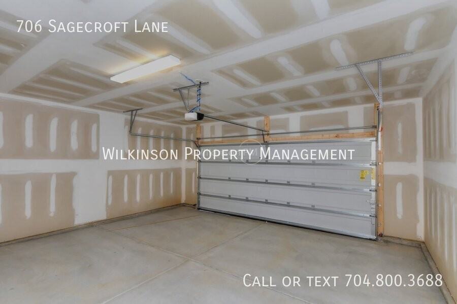 706 Sagecroft Ln - Photo 6 of 32