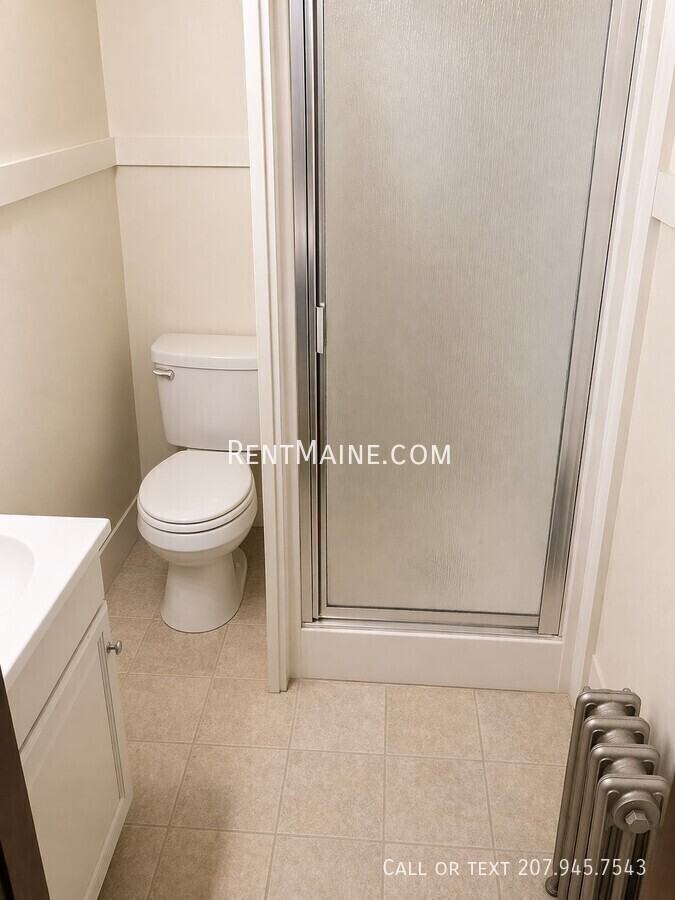 9 Catell St #3 - Photo 6 of 8