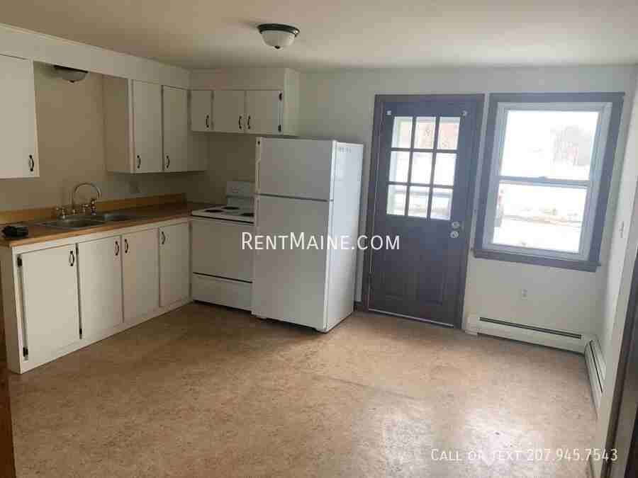 19 Hemlock St - Photo 4 of 15