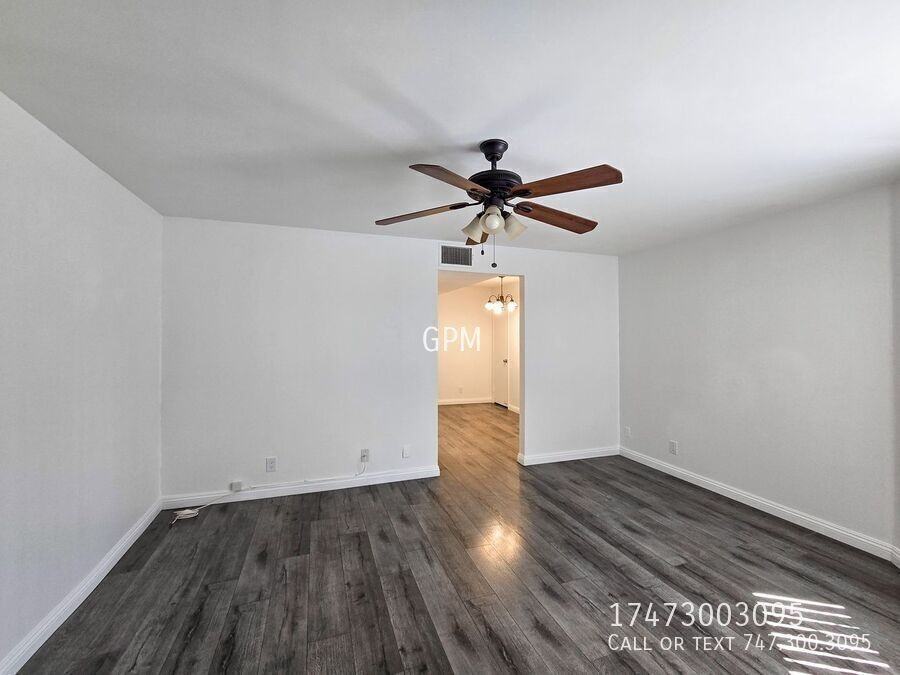 320 W Lomita Ave #07 - Photo 4 of 11