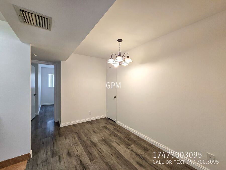 320 W Lomita Ave #07 - Photo 5 of 11