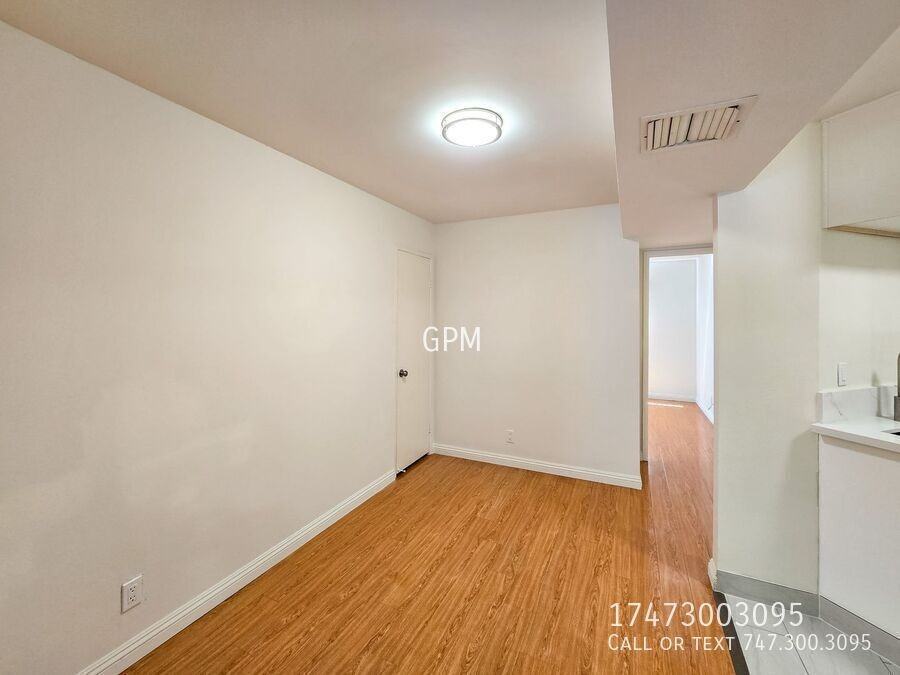 320 W Lomita Ave #10 - Photo 4 of 11