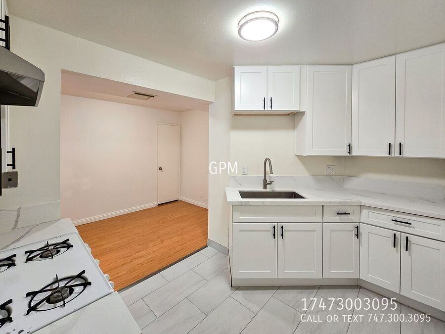 320 W Lomita Ave #10 - Photo 7 of 11