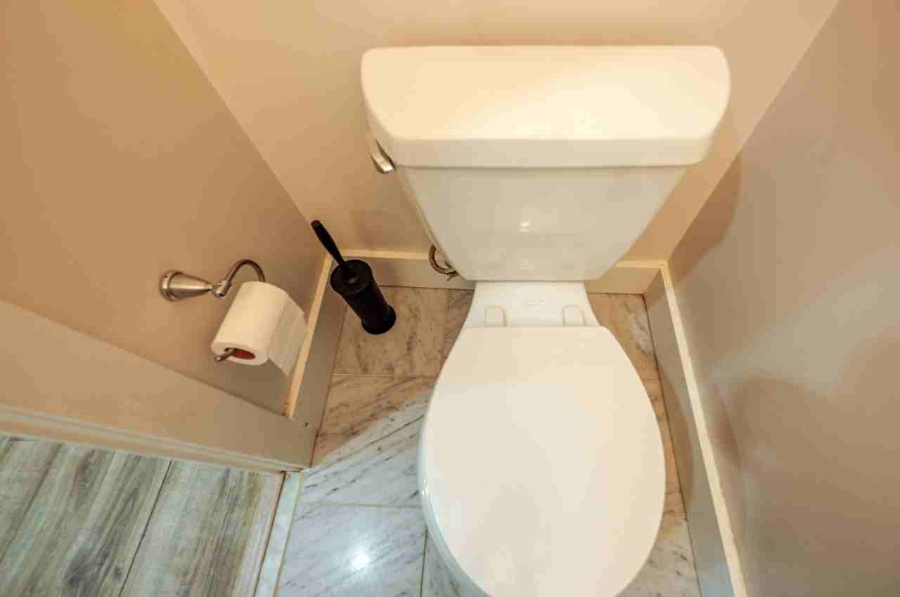 1915 6th St Nw #B - Photo 7 of 17