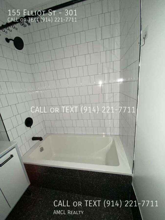 155 Elliott Ave #301 - Photo 5 of 5