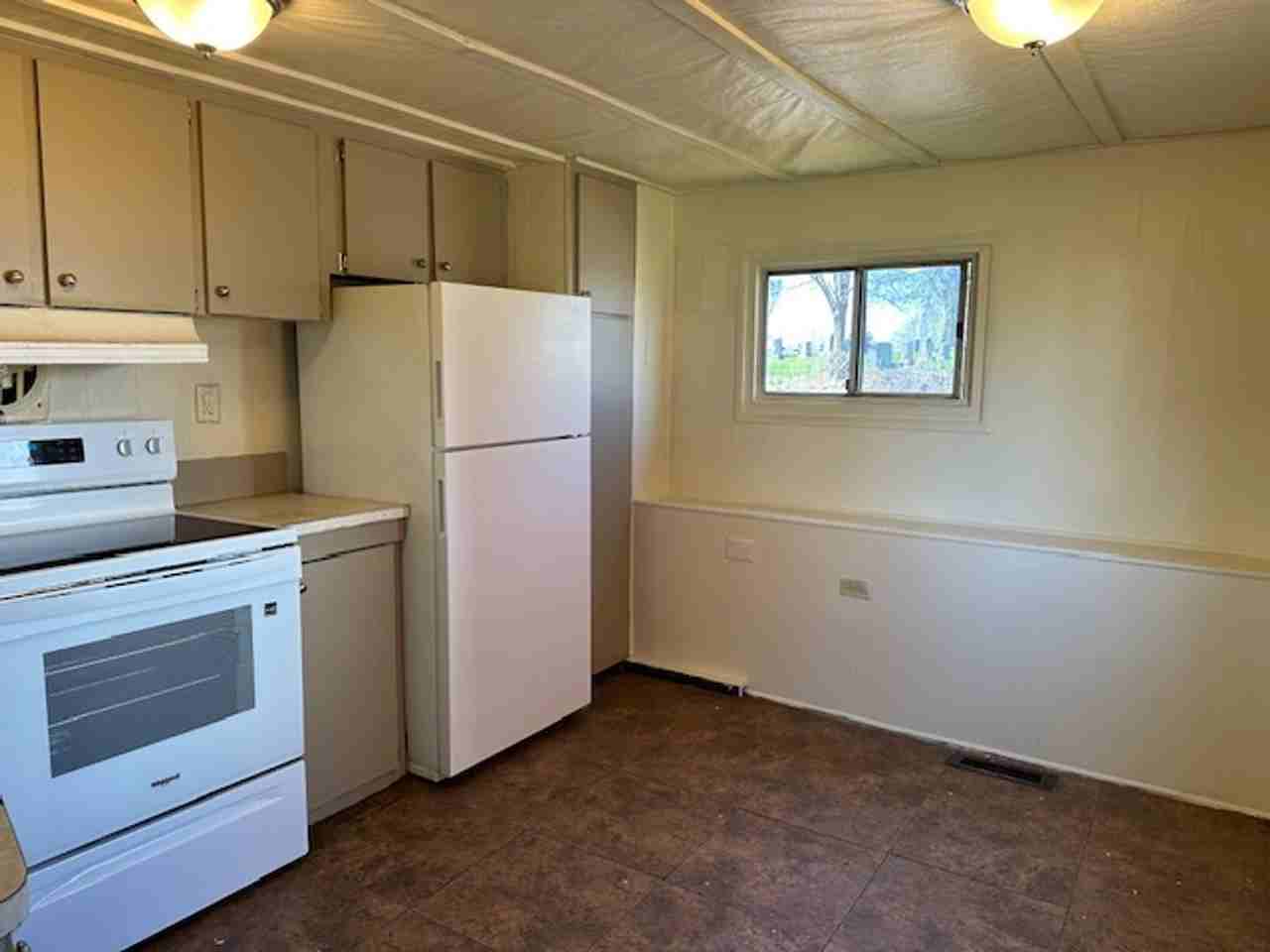 2729 Herr St #2729 - Photo 4 of 8