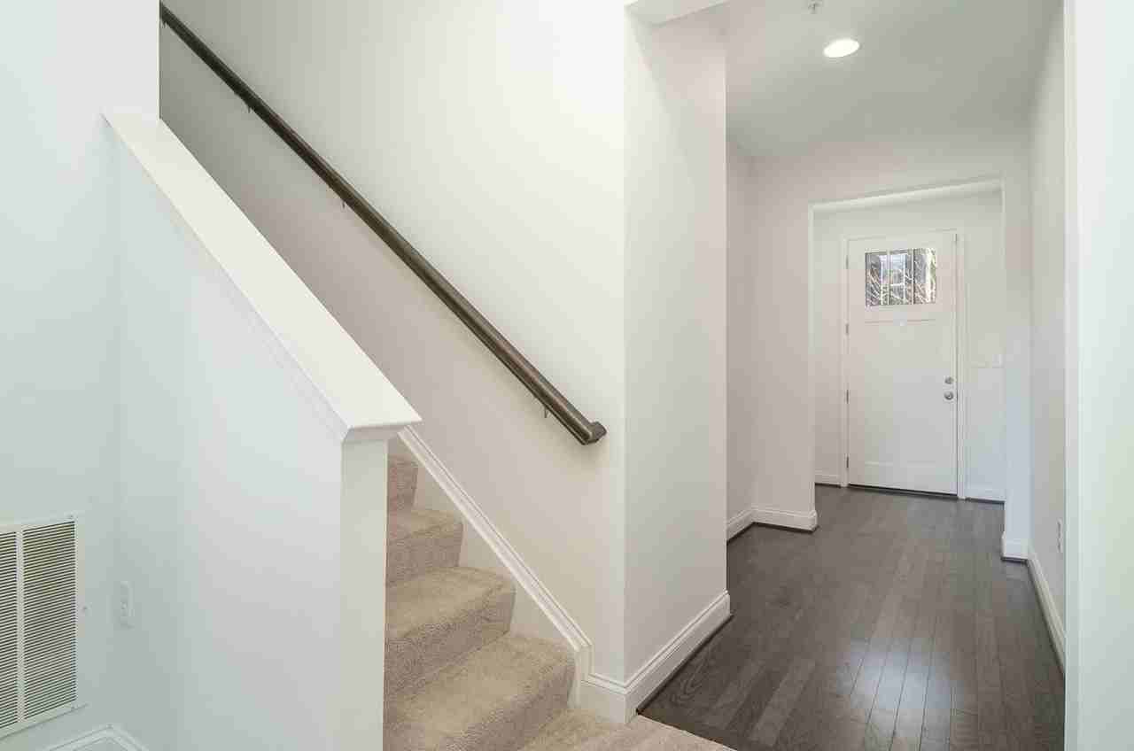 3275 Katie Way - Photo 5 of 25