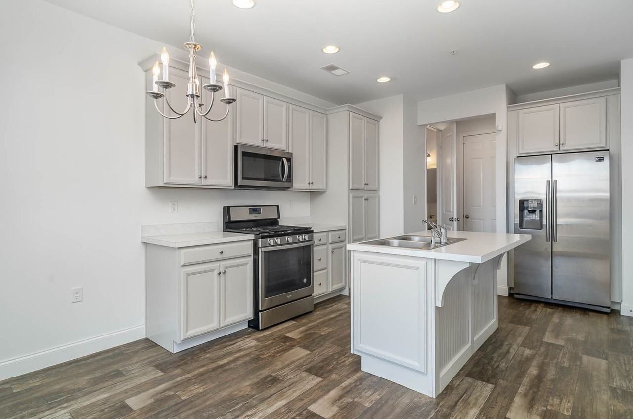 3275 Katie Way - Photo 7 of 25