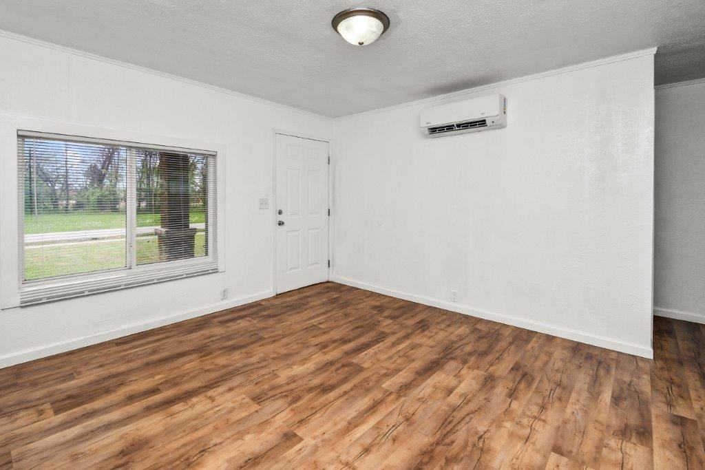 1711 W Florida St #1 - Photo 7 of 28