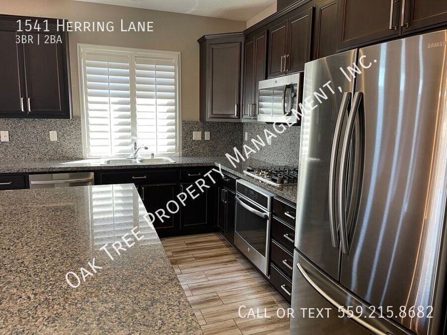 1541 Herring Ln - Photo 4 of 18