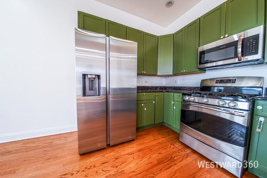 5172 S Michigan Ave #2 - Photo 2 of 47