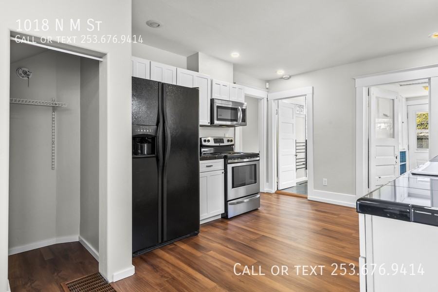 1018 N M St - Photo 3 of 19