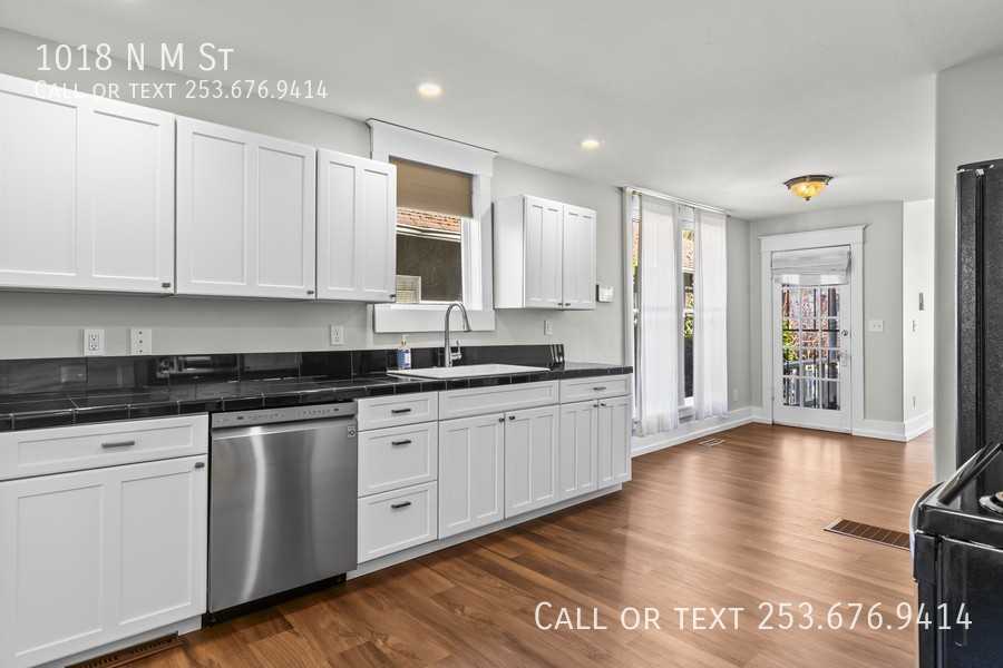 1018 N M St - Photo 7 of 19