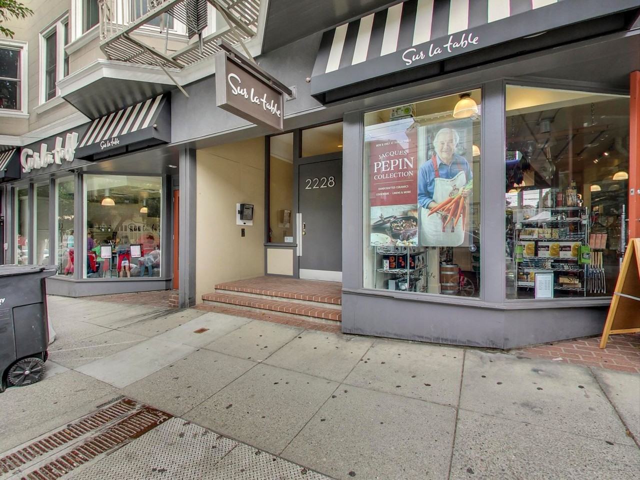 2228 Union St #204 - Photo 4 of 17