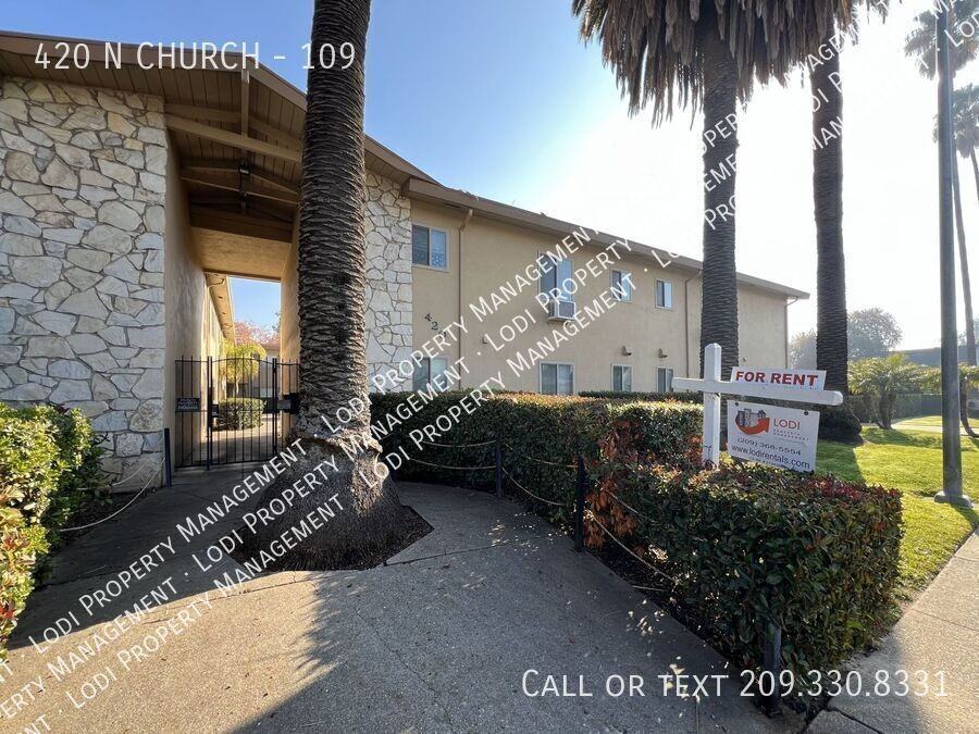 420 N Church St #109