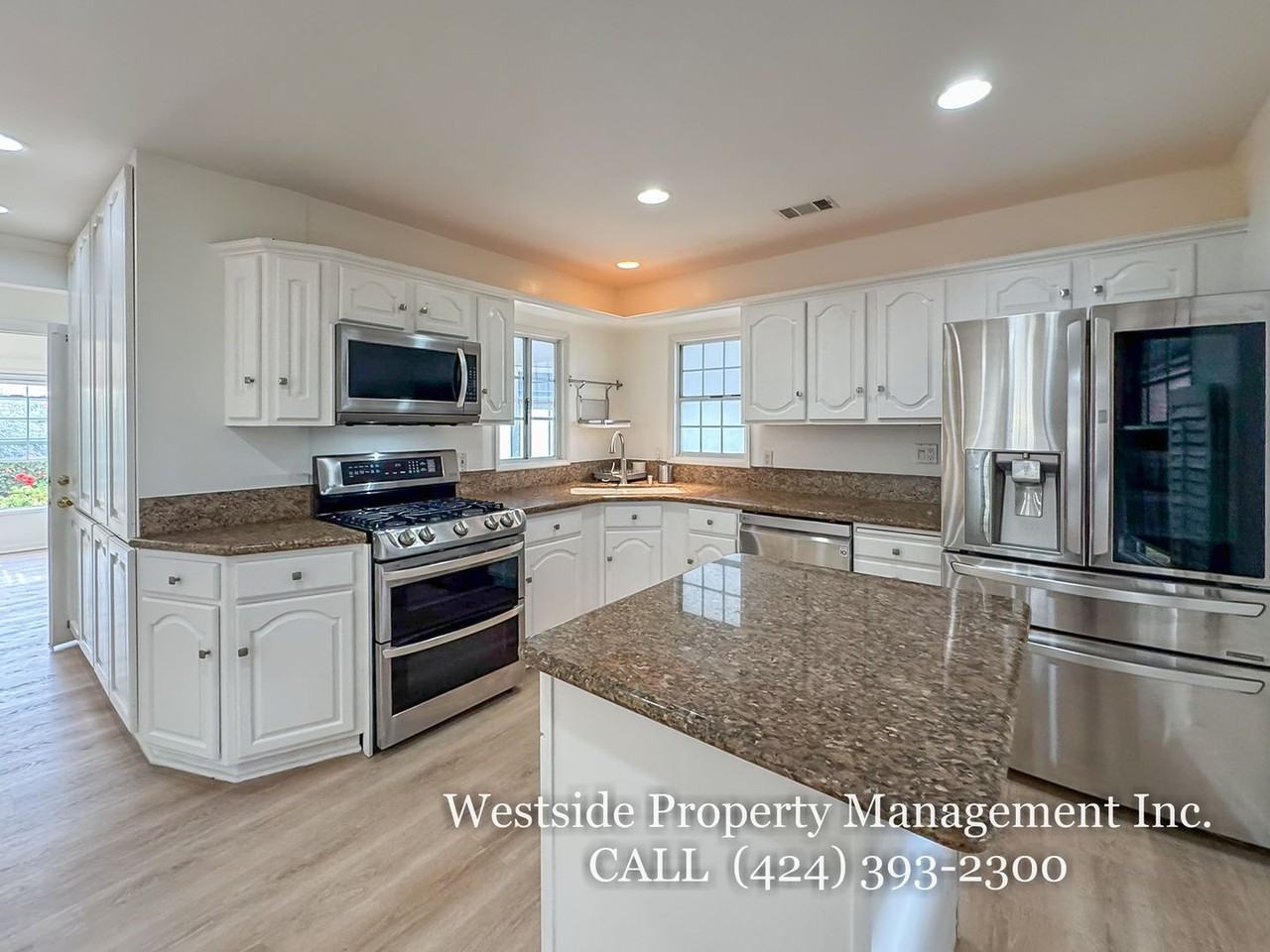 8120 Glider Ave - Photo 4 of 41