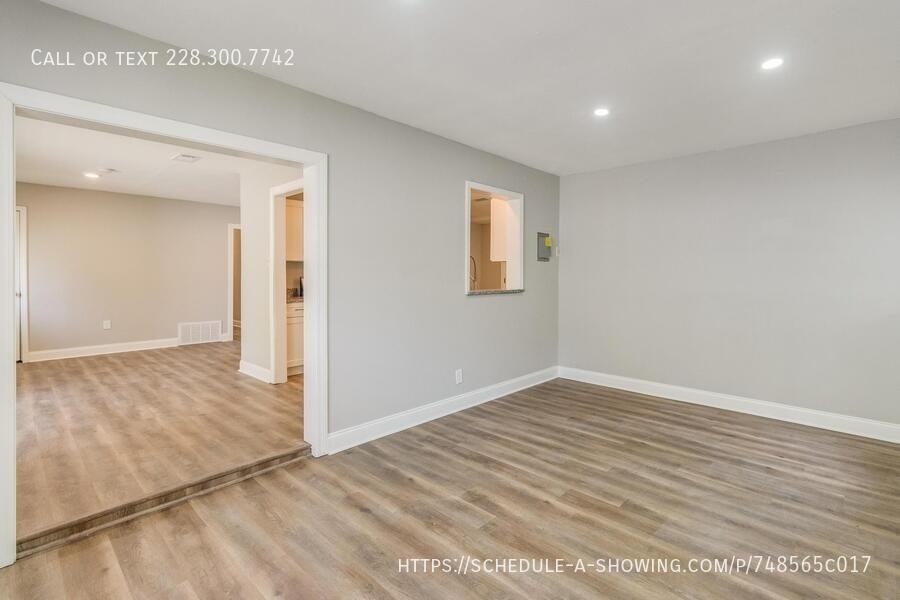 16201 Cervantes Ct - Photo 6 of 21