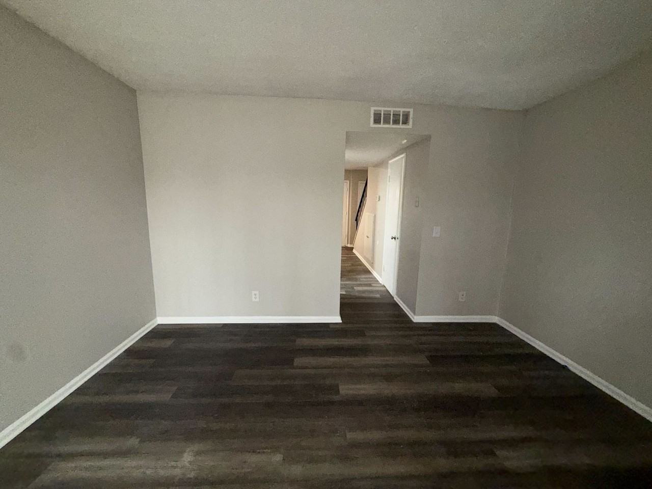 723 Old Liberty Rd #G - Photo 3 of 12