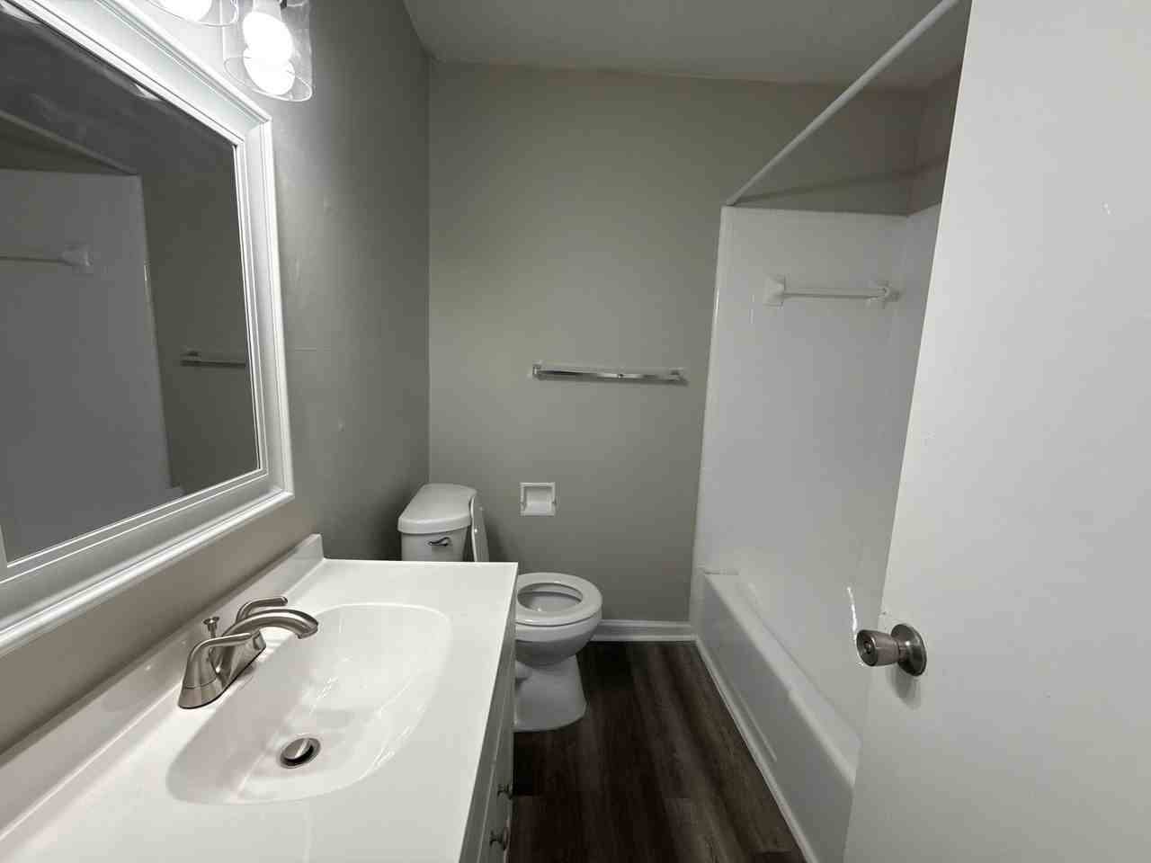 723 Old Liberty Rd #G - Photo 6 of 12