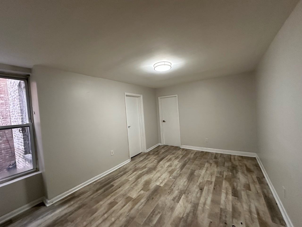 5604-8 Hudson Ave - Photo 6 of 18