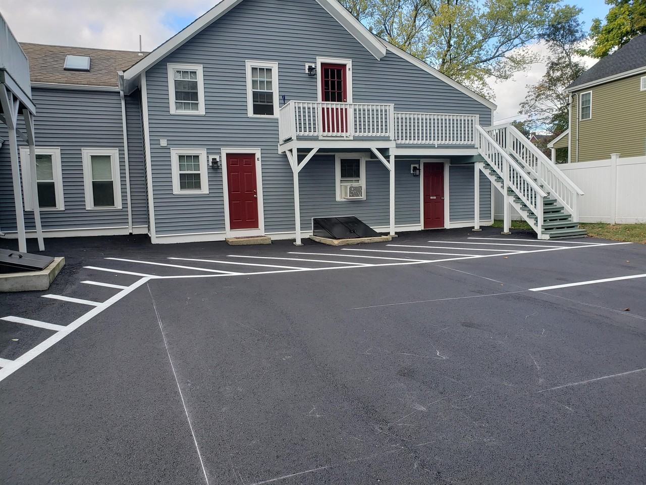 171 Peirce Street - Photo 2 of 34