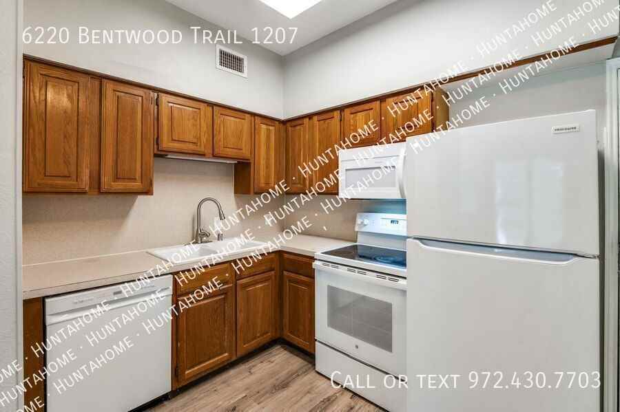 6220 Bentwood Trl - Photo 6 of 12