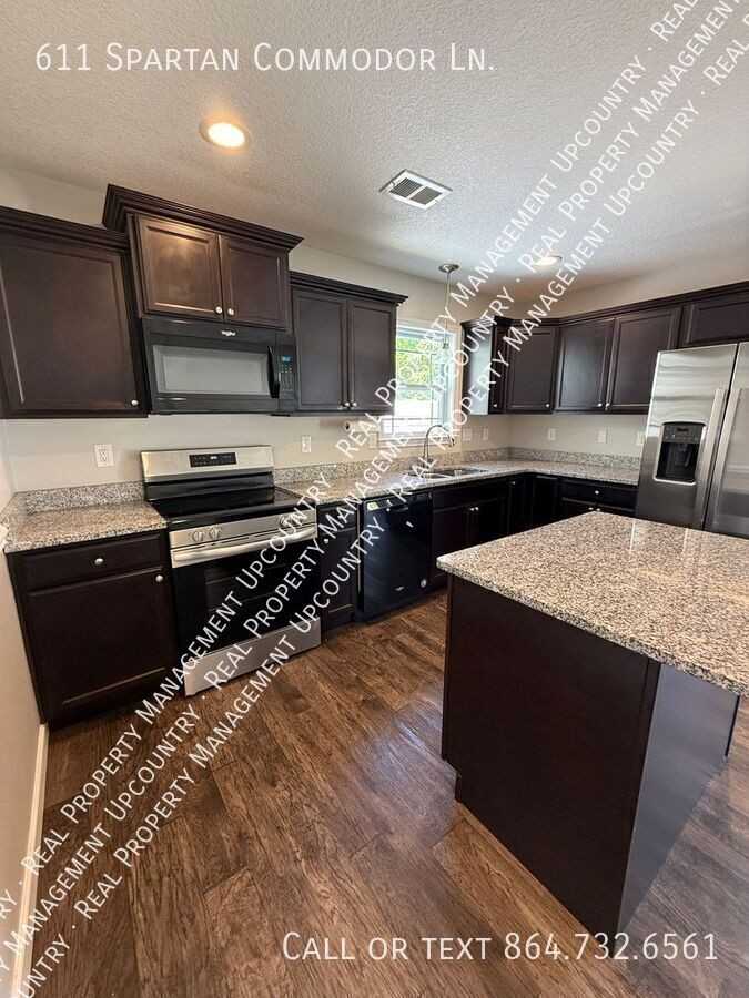 611 Spartan Commodor Ln - Photo 6 of 21