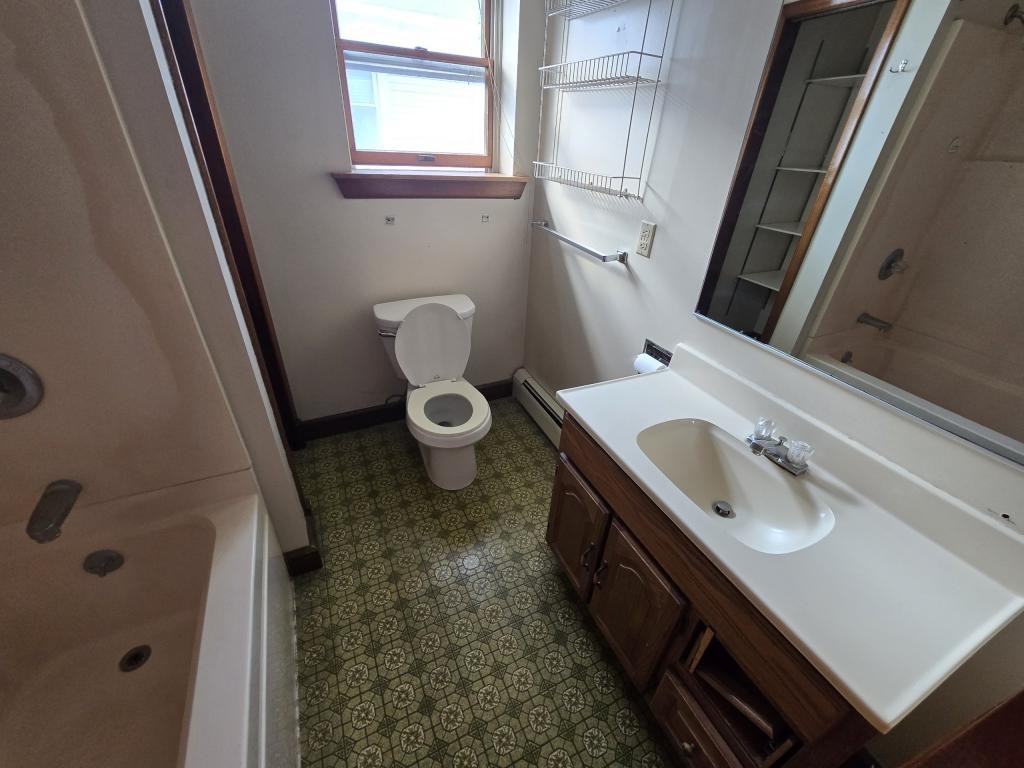 825 Oliver St #1 - Photo 7 of 7