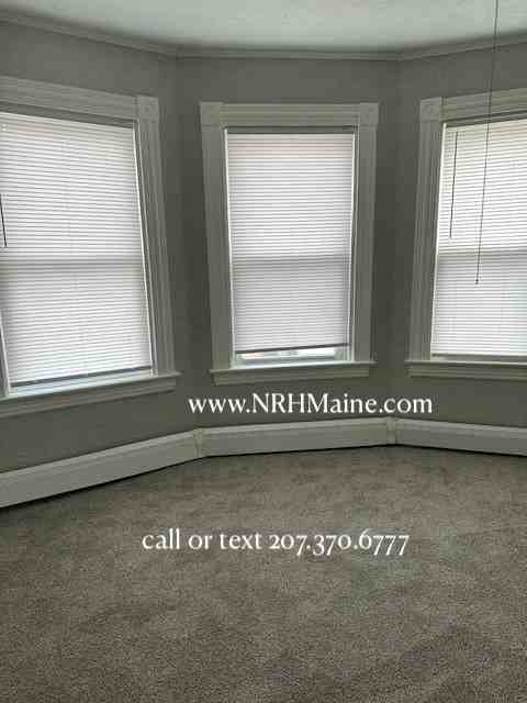 71 Broad St - Photo 6 of 18