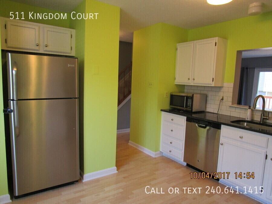 511 Kingdom Ct - Photo 5 of 19