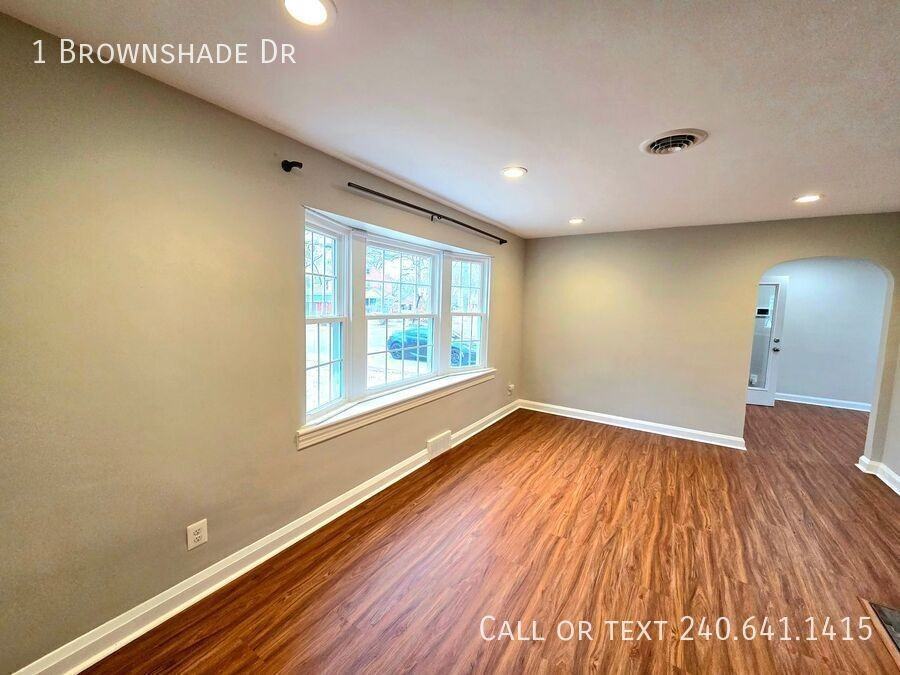 1 Brownshade Dr - Photo 3 of 24