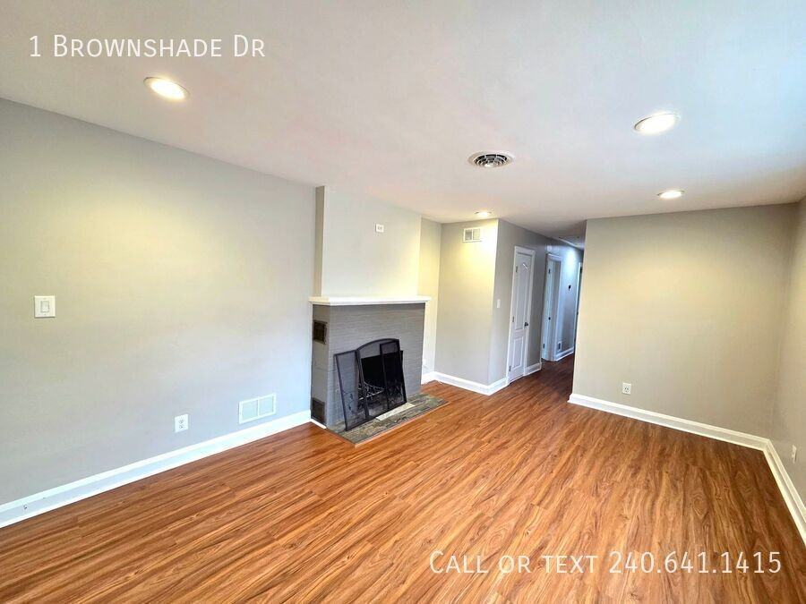 1 Brownshade Dr - Photo 4 of 24