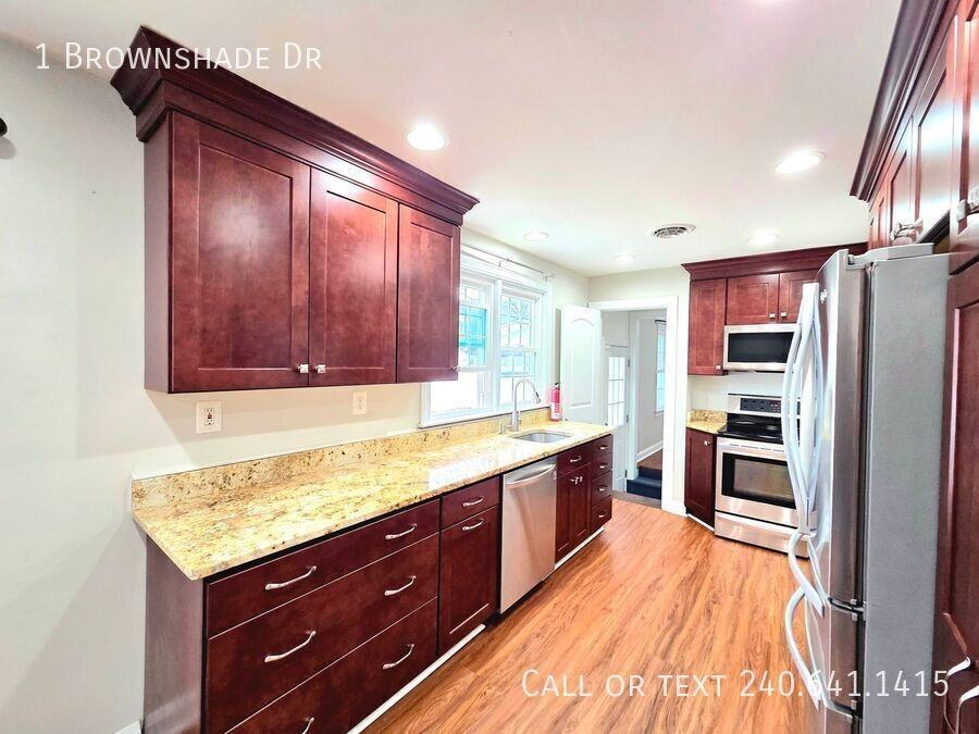 1 Brownshade Dr - Photo 7 of 24