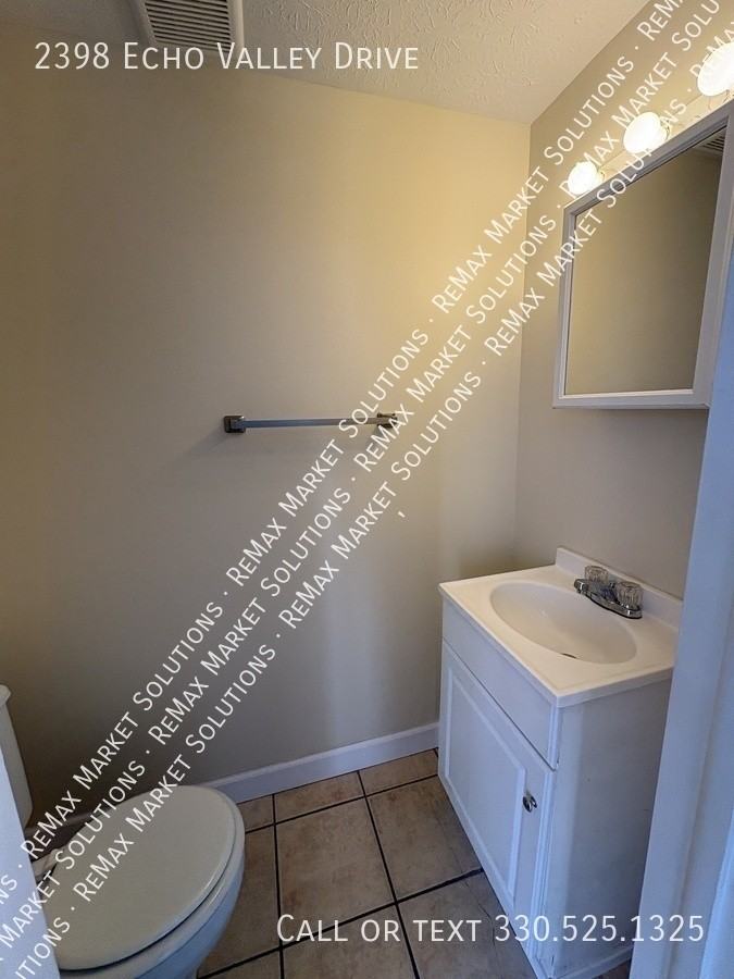 2398 Echo Valley Dr - Photo 4 of 13