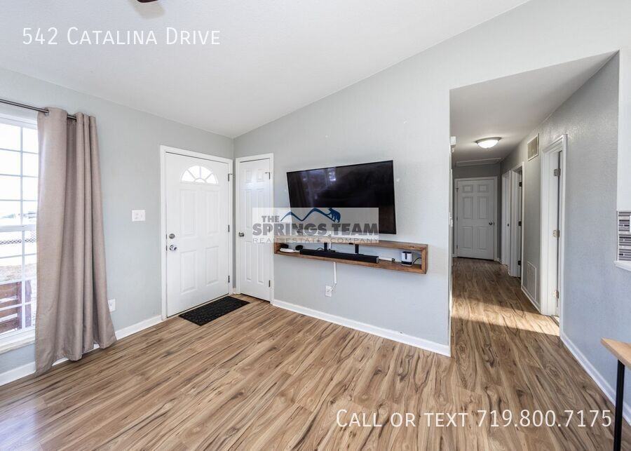 542 Catalina Dr - Photo 5 of 16