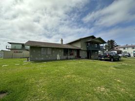 N Ocosta Street (618) - Photo 1 of 1