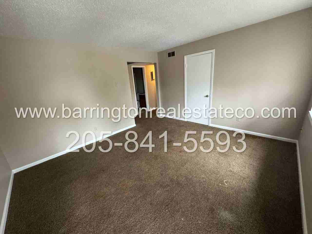 1415 Virginia St #C - Photo 3 of 5