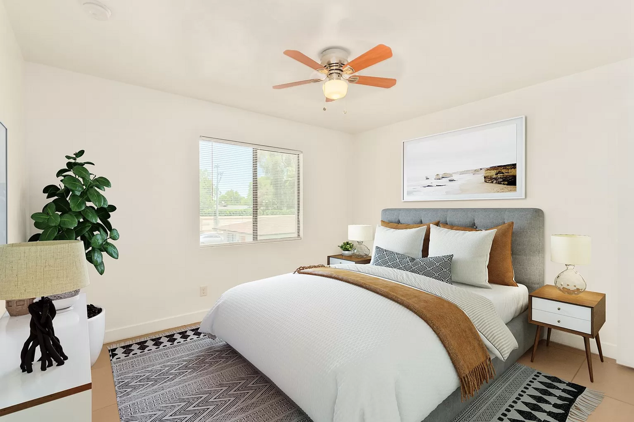 1233 E Thomas Rd #22 - Photo 3 of 50