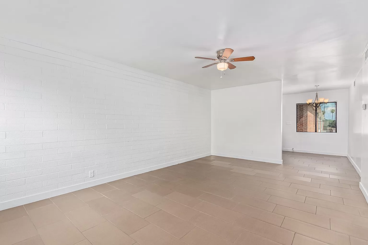 1233 E Thomas Rd #22 - Photo 5 of 50