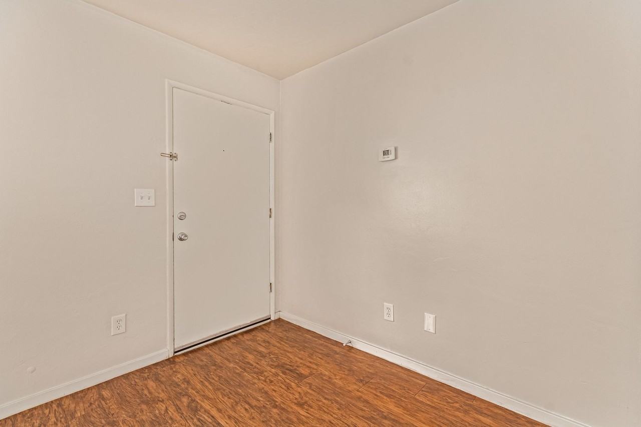 2012 S Granada Dr #C - Photo 5 of 50